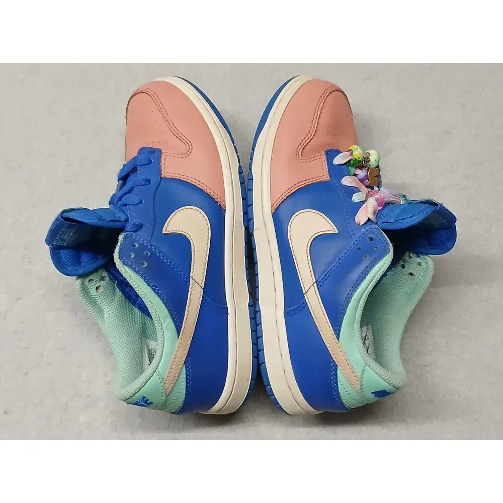Nike 687 step